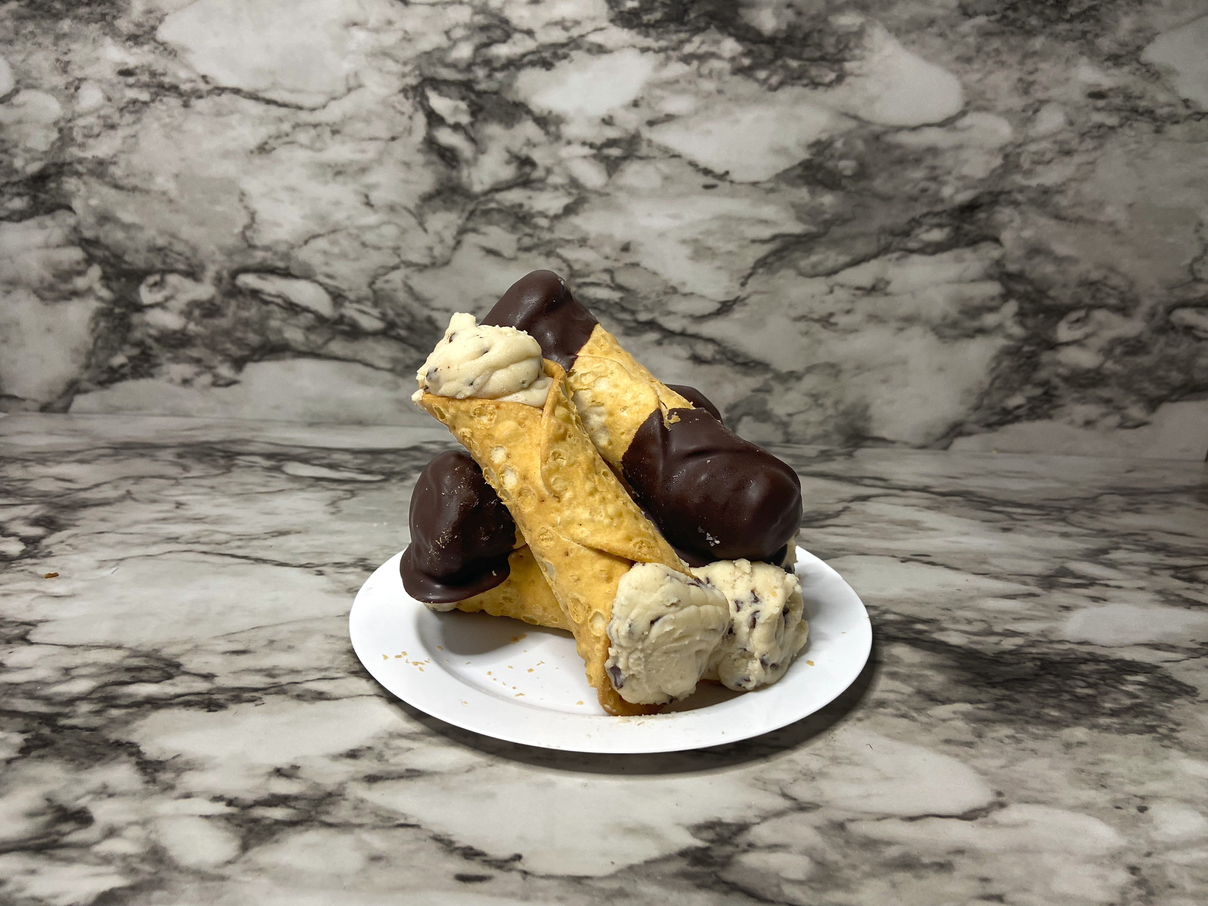 Large Cannoli